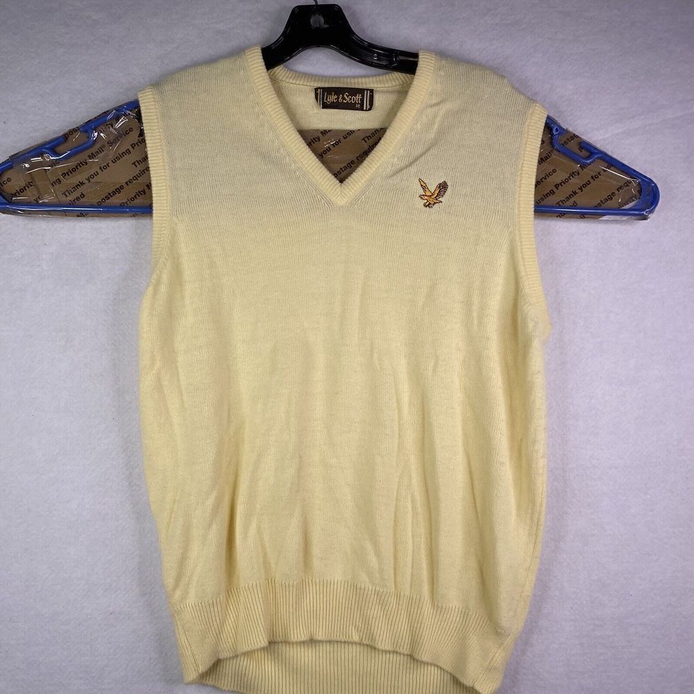 Lyle & Scott Men’s Size Medium Yellow Golf Course V Neck Sweater Vest